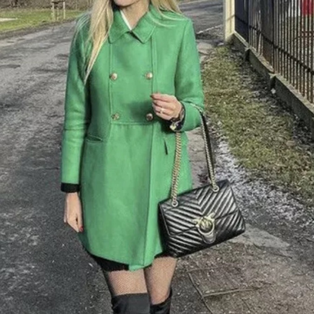ZARA TAILORED BUTTONED COAT SIZE Small Apple green 0/5247/243 gold buttons NWT